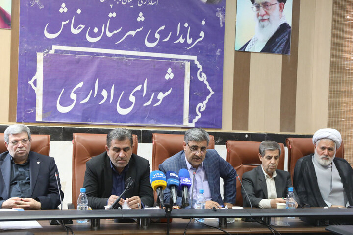 حضور اعضای کمسیون اجتماعی در شورای اداری شهرستان های خاش و تفتان
