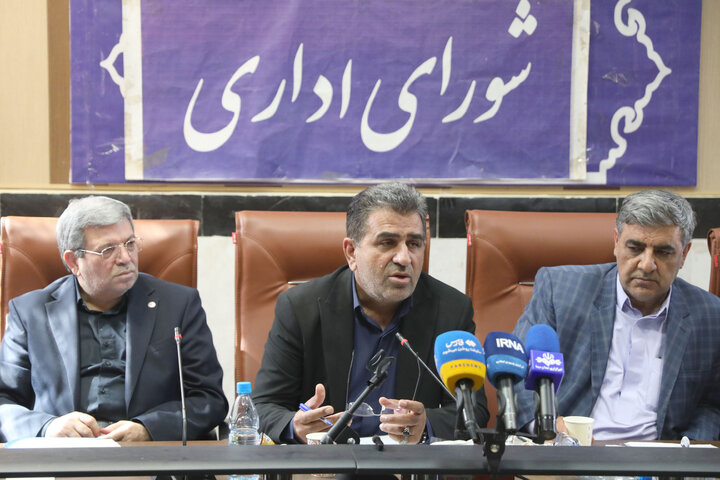 حضور اعضای کمسیون اجتماعی در شورای اداری شهرستان های خاش و تفتان