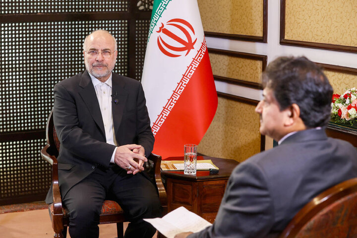 مصاحبه حامد میر مجری و روزنامه‌نگار سرشناس پاکستانی با دکتر قالیباف - اسلام‌آباد