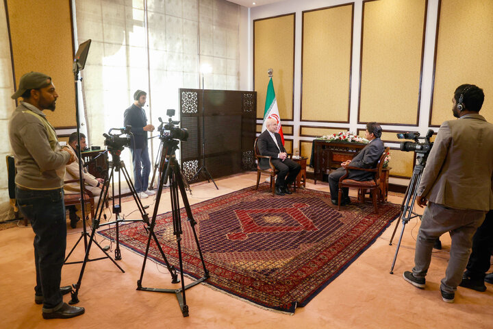 مصاحبه حامد میر مجری و روزنامه‌نگار سرشناس پاکستانی با دکتر قالیباف - اسلام‌آباد