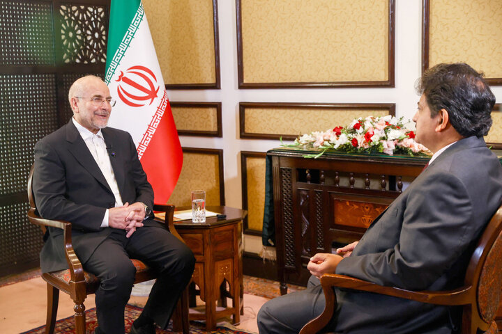 مصاحبه حامد میر مجری و روزنامه‌نگار سرشناس پاکستانی با دکتر قالیباف - اسلام‌آباد