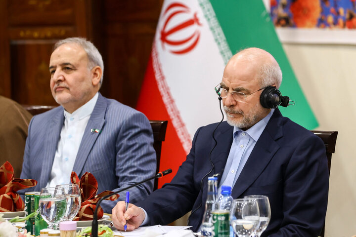 نشست صمیمی دکتر قالیباف با اندیشمندان دینی، اساتید دانشگاهی و نخبگان سیاسی، فرهنگی و اجتماعی پاکستان - اسلام‌آباد