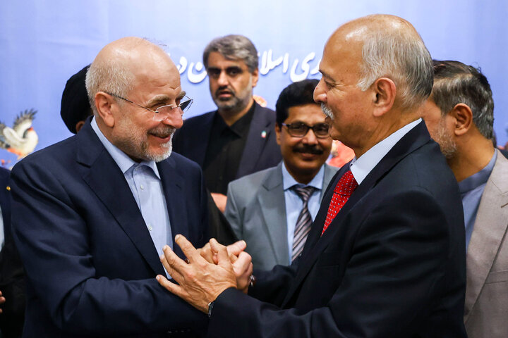 نشست صمیمی دکتر قالیباف با اندیشمندان دینی، اساتید دانشگاهی و نخبگان سیاسی، فرهنگی و اجتماعی پاکستان - اسلام‌آباد