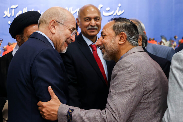 نشست صمیمی دکتر قالیباف با اندیشمندان دینی، اساتید دانشگاهی و نخبگان سیاسی، فرهنگی و اجتماعی پاکستان - اسلام‌آباد