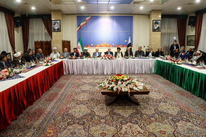 نشست صمیمی دکتر قالیباف با اندیشمندان دینی، اساتید دانشگاهی و نخبگان سیاسی، فرهنگی و اجتماعی پاکستان - اسلام‌آباد