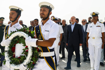 حضور دکتر قالیباف بر سر مزار محمدعلی جناح «قائد اعظم» پاکستان - کراچی