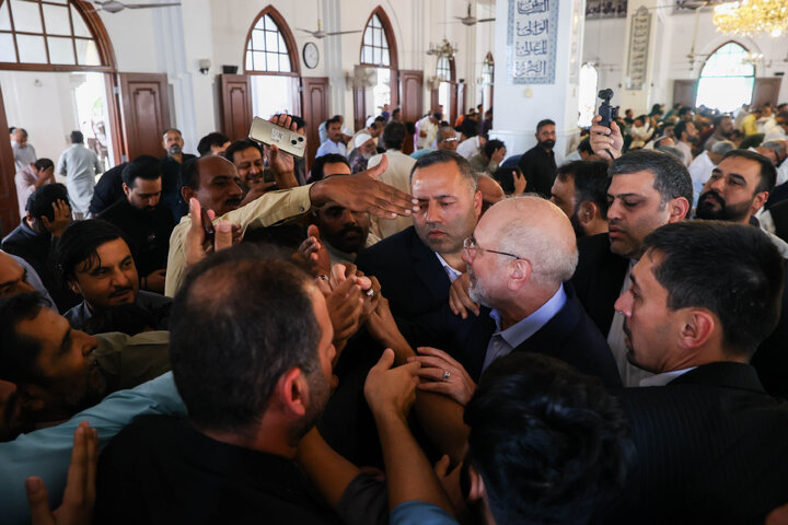 حضور و سخنرانی دکتر قالیباف در نماز جمعه شهر کراچی پاکستان