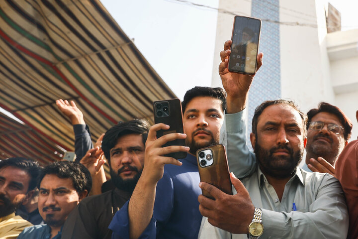 حضور و سخنرانی دکتر قالیباف در نماز جمعه شهر کراچی پاکستان