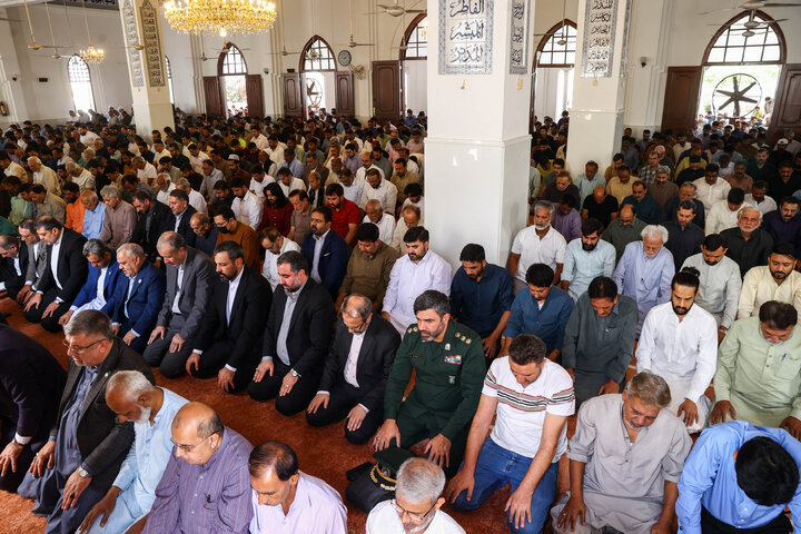 حضور و سخنرانی دکتر قالیباف در نماز جمعه شهر کراچی پاکستان