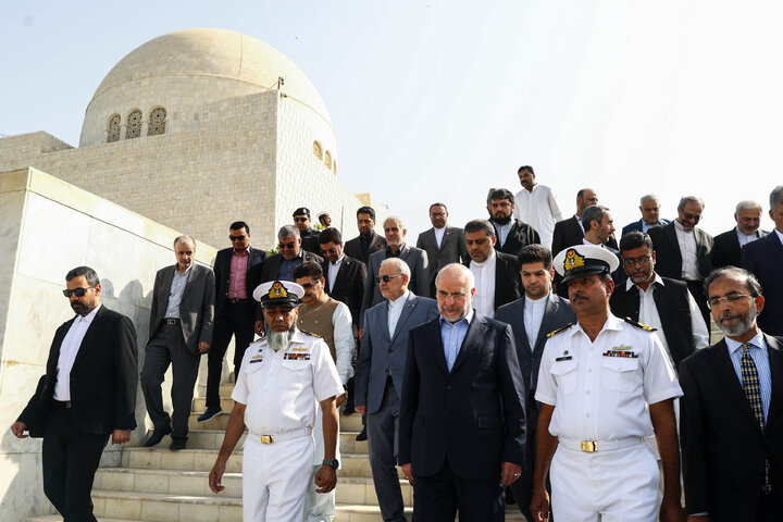 حضور دکتر قالیباف بر سر مزار محمدعلی جناح قائد اعظم پاکستان - کراچی