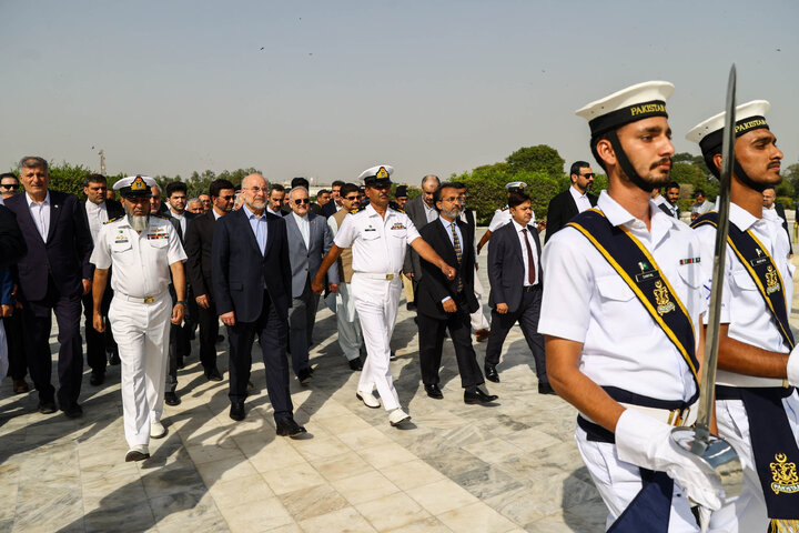 حضور دکتر قالیباف بر سر مزار محمدعلی جناح قائد اعظم پاکستان - کراچی