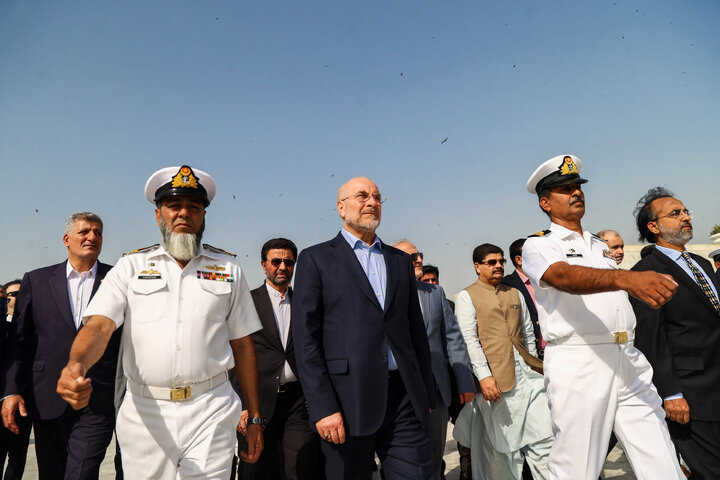 حضور دکتر قالیباف بر سر مزار محمدعلی جناح قائد اعظم پاکستان - کراچی