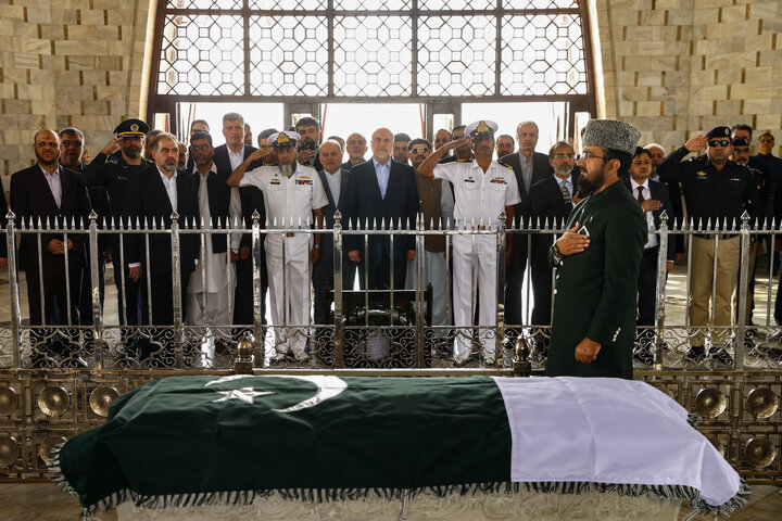 حضور دکتر قالیباف بر سر مزار محمدعلی جناح قائد اعظم پاکستان - کراچی