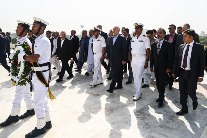 حضور دکتر قالیباف بر سر مزار محمدعلی جناح قائد اعظم پاکستان - کراچی