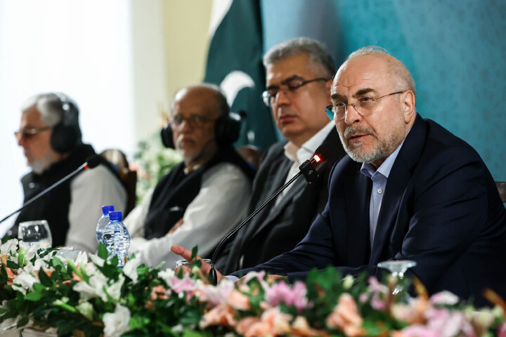 نشست دکتر قالیباف با فعالان اقتصادی پاکستان و ایران