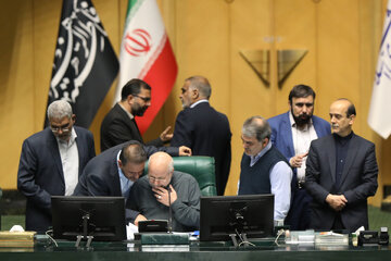 نشست علنی یکشنبه ۱۸ آبان ماه مجلس شورای اسلامی