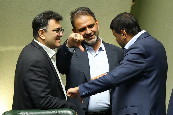 نشست علنی یکشنبه 19 آبان ماه مجلس شورای اسلامی