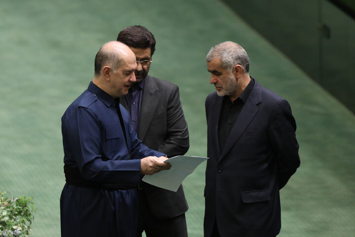 نشست علنی یکشنبه 19 آبان ماه مجلس شورای اسلامی