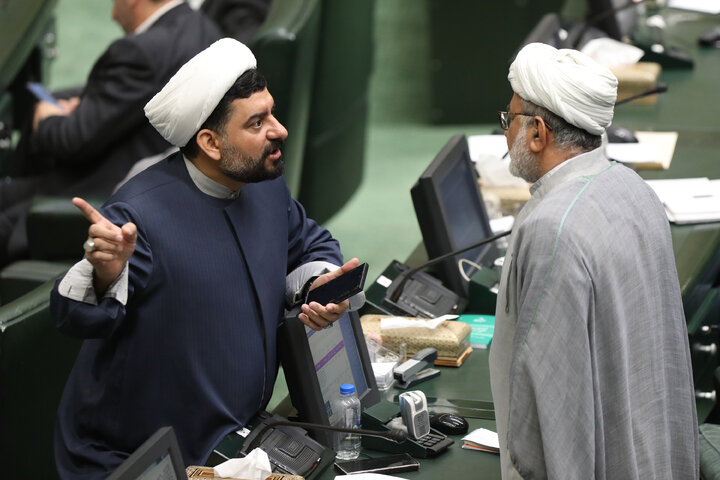 نشست علنی یکشنبه 19 آبان ماه مجلس شورای اسلامی