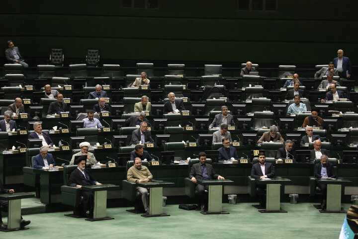 نشست علنی یکشنبه 19 آبان ماه مجلس شورای اسلامی