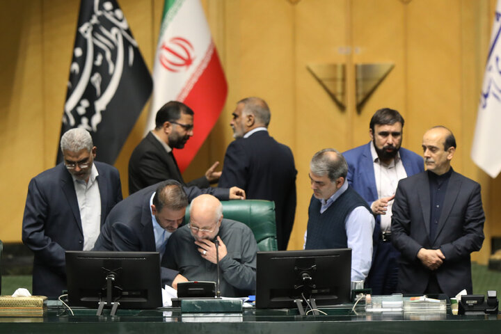 نشست علنی یکشنبه 19 آبان ماه مجلس شورای اسلامی