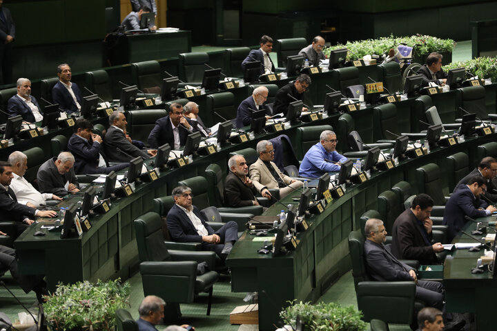 نشست علنی یکشنبه 19 آبان ماه مجلس شورای اسلامی