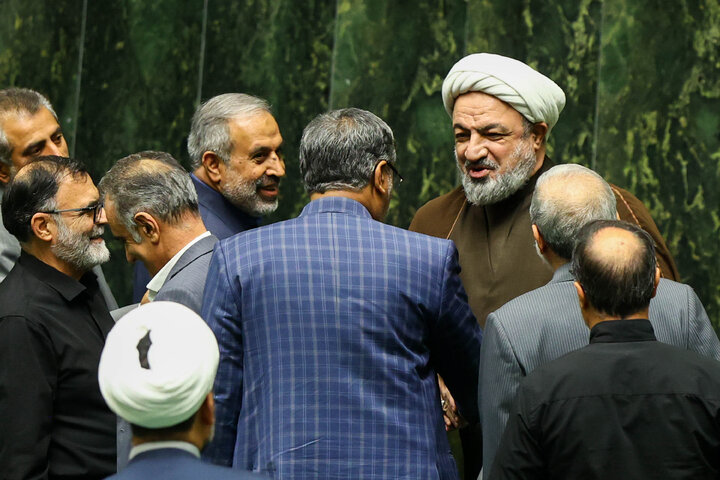 ناطقان نشست علنی یکشنبه 18 آبان مجلس شورای اسلامی