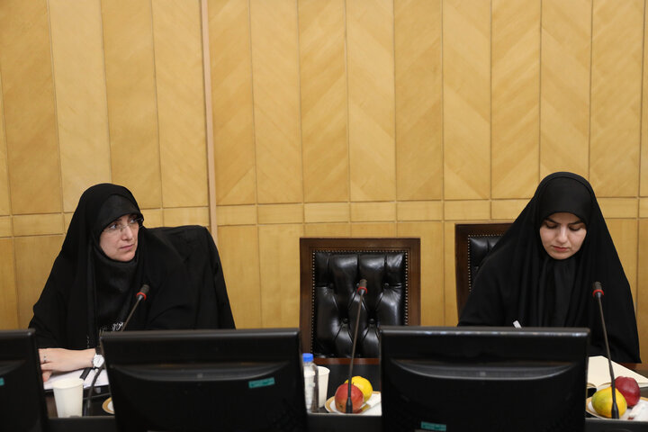 نشست یکشنبه 18 آبان فراکسیون زنان مجلس