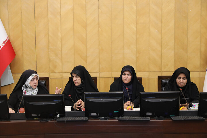 نشست یکشنبه 18 آبان فراکسیون زنان مجلس