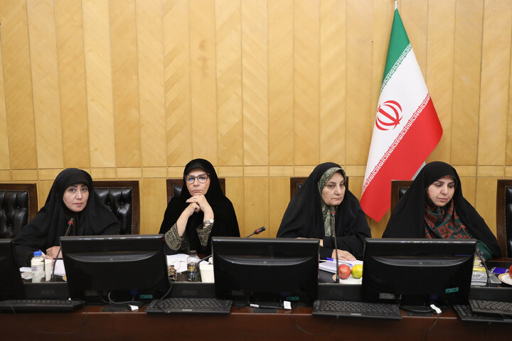 نشست یکشنبه 18 آبان فراکسیون زنان مجلس