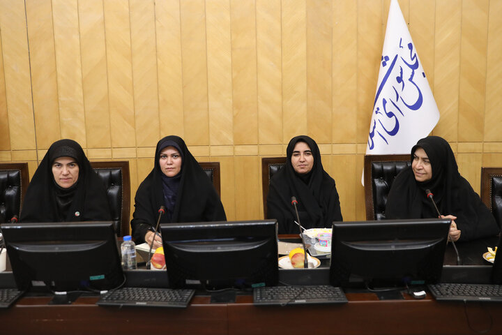 نشست یکشنبه 18 آبان فراکسیون زنان مجلس