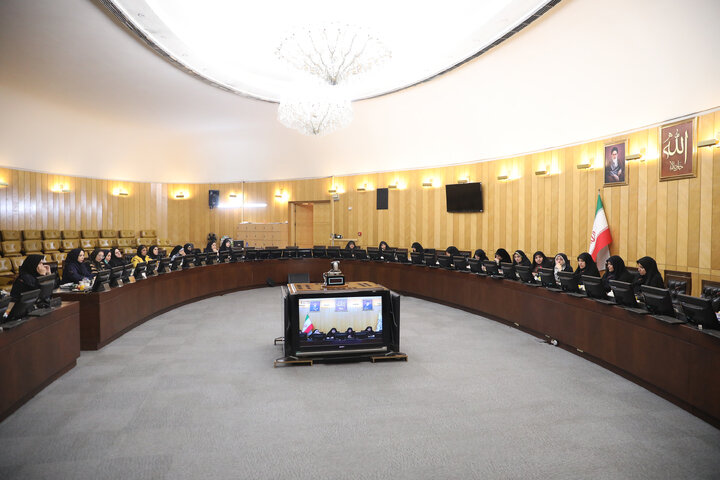 نشست یکشنبه 18 آبان فراکسیون زنان مجلس