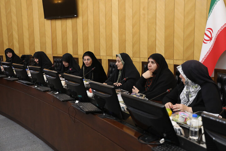 نشست یکشنبه 18 آبان فراکسیون زنان مجلس