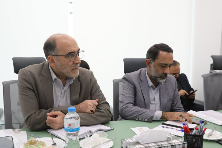 بازدید اعضای کمیسیون فرهنگی از مجموعه کارستان بهارستان حوزه هنری