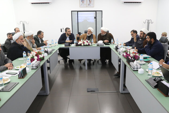 بازدید اعضای کمیسیون فرهنگی از مجموعه کارستان بهارستان حوزه هنری