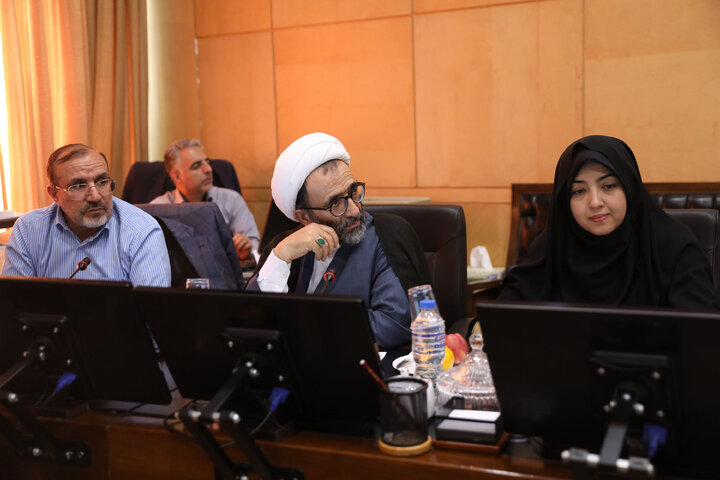 نشست یکشنبه ۱۸ آبان کمیسیون صنایع  و معادن مجلس با حضور رئیس سازمان تامین اجتماعی