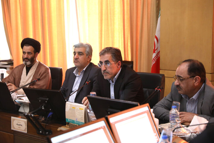 نشست یکشنبه ۱۸ آبان کمیسیون صنایع  و معادن مجلس با حضور رئیس سازمان تامین اجتماعی