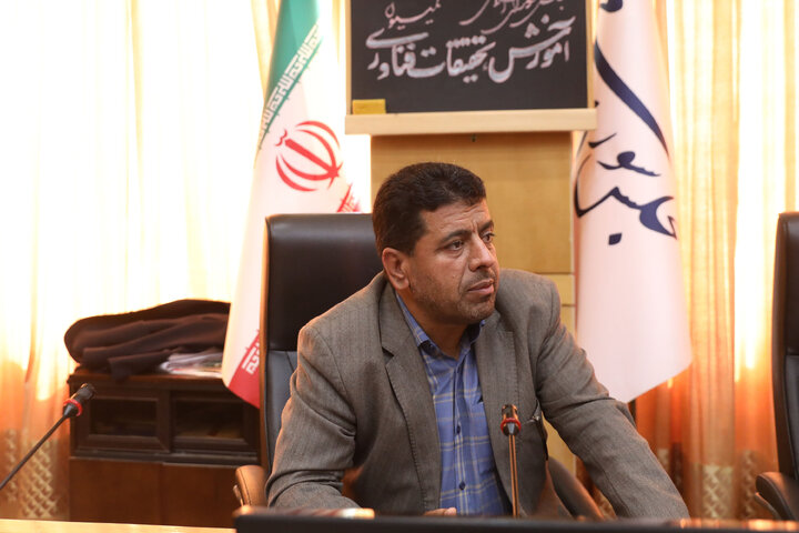 نشست  نماینده چناران، طرقبه و شاندیز با دامداران