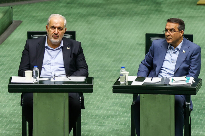 جلسه علنی نوبت صبح مجلس (بررسی اجرای برنامه هفتم در سال اول)