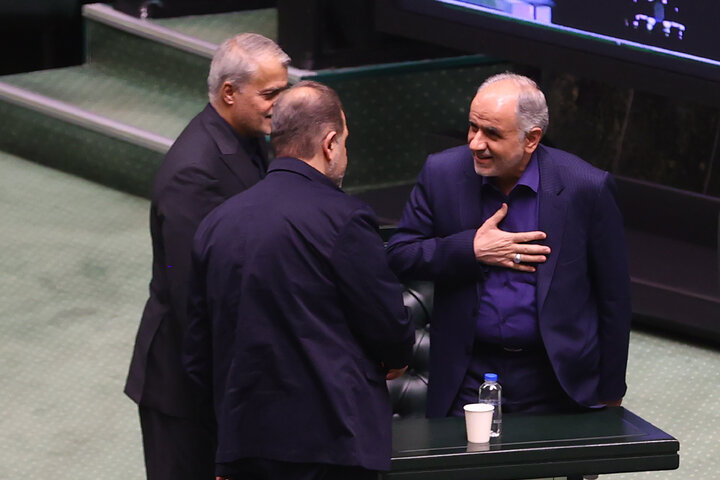 نشست علنی نوبت عصر دوشنبه 19 آبان ماه مجلس