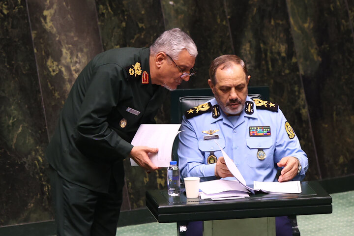 نشست علنی نوبت عصر دوشنبه 19 آبان ماه مجلس