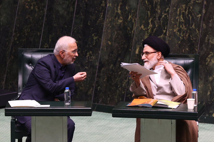 نشست علنی نوبت عصر دوشنبه 19 آبان ماه مجلس