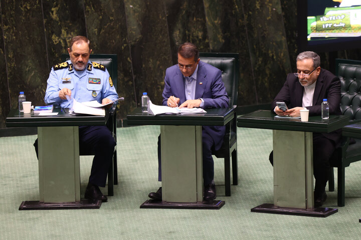 نشست علنی نوبت عصر دوشنبه 19 آبان ماه مجلس