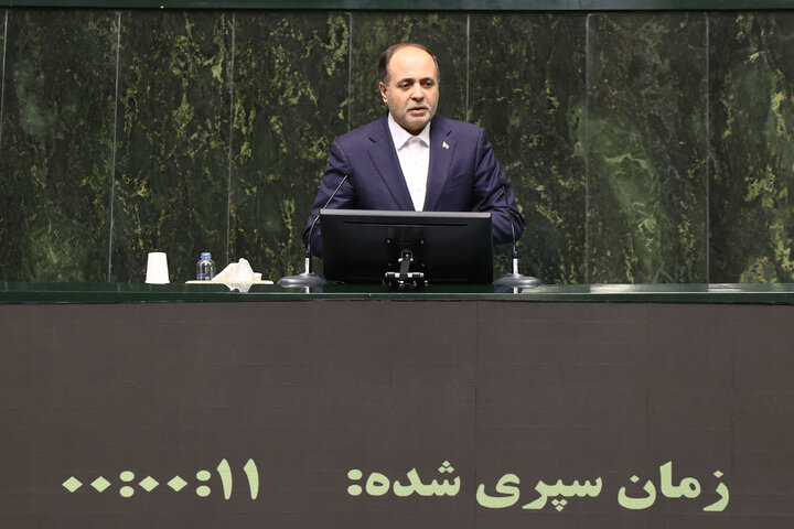 جلسه علنی مجلس شورای اسلامی نوبت صبح روز دوم (بررسی اجرای برنامه هفتم در سال اول)