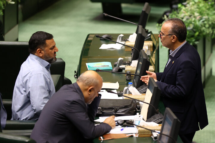 صحن علنی 20 آبان یک