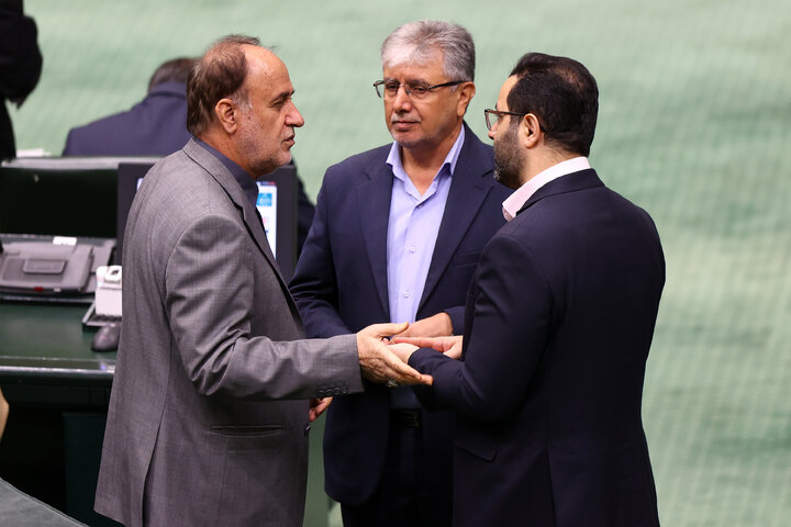 صحن علنی 20 آبان یک