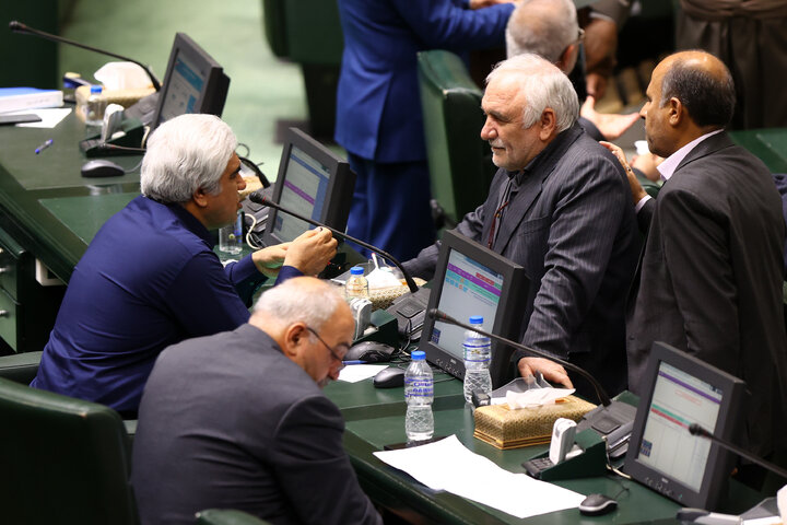 صحن علنی 20 آبان یک