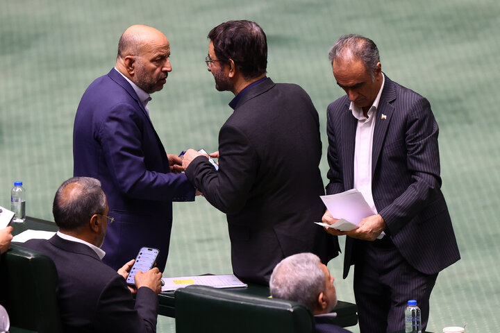 صحن علنی 20 آبان دو