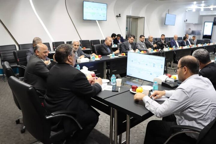 بازدید فراکسیون شاهد مجلس از بیمه دی