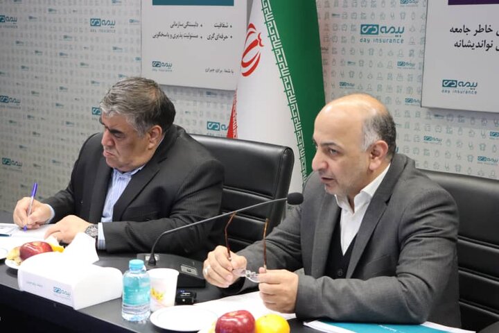 بازدید فراکسیون شاهد مجلس از بیمه دی